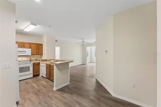 Photo #4: O6412310 Listing