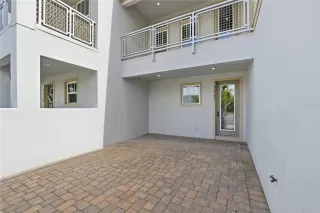 Photo #2: O6412368 Listing