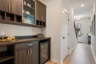 Photo #6: O6412387 Listing 