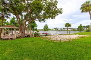 Photo #5: O6412418 Listing