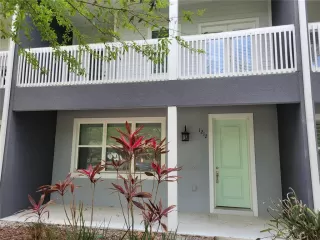 Photo #1: O6412442 Listing
