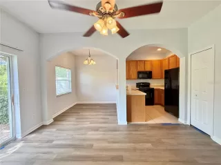 Photo #5: O6412459 Listing 