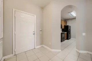 Photo #2: O6412462 Listing
