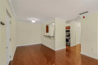 Photo #3: O6412515 Listing 