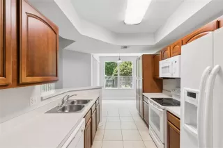 Photo #6: O6412525 Listing