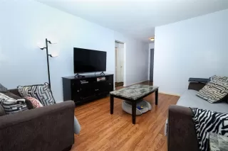 Photo #5: O6412542 Listing