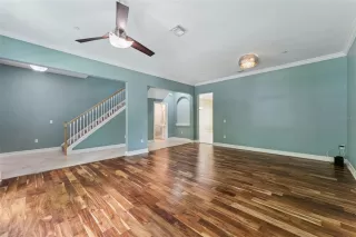 Photo #3: O6412567 Listing