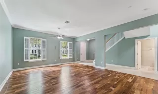 Photo #4: O6412567 Listing