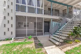 Photo #1: O6412768 Listing