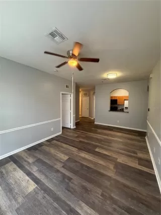 Photo #1: O6412778 Listing