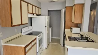 Photo #6: O6412817 Listing