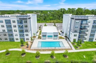 Photo #5: O6412939 Listing