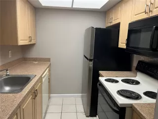 Photo #2: O6413012 Listing