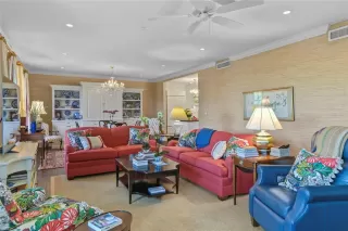 Photo #4: O6413153 Listing
