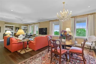 Photo #6: O6413153 Listing