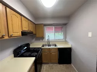 Photo #2: O6413183 Listing