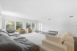 Photo #6: O6413272 Listing 