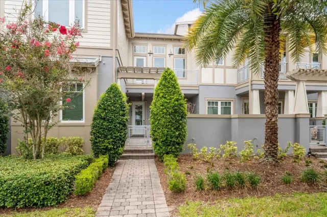 MLS: O6413335 Condo For Sale
