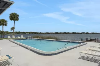 Photo #1: O6413478 Listing 