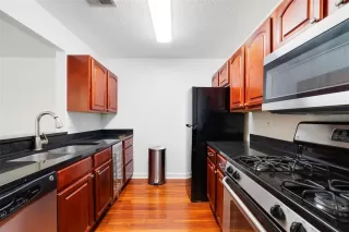 Photo #6: O6413497 Listing 