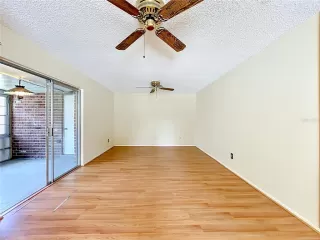 Photo #5: O6414103 Listing 