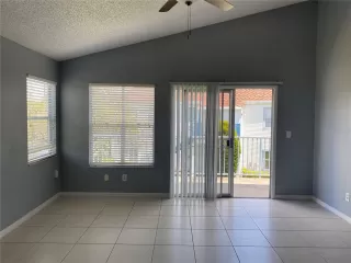 Photo #4: O6414323 Listing 