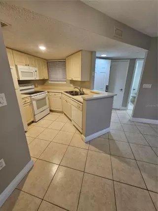 Photo #5: O6414455 Listing 