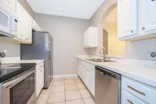Photo #4: O6414518 Listing