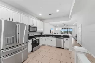 Photo #3: O6414654 Listing