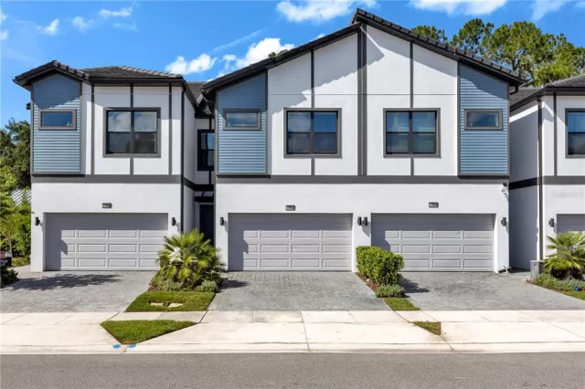 MLS: O6414665 Condo For Sale