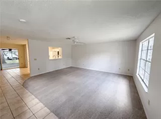 Photo #2: O6414738 Listing