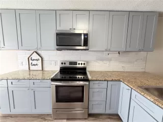 Photo #6: O6414772 Listing