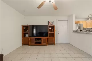 Photo #6: O6414815 Listing 