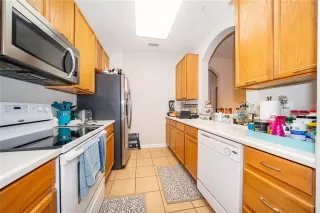 Photo #3: O6414869 Listing