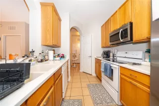 Photo #4: O6414869 Listing