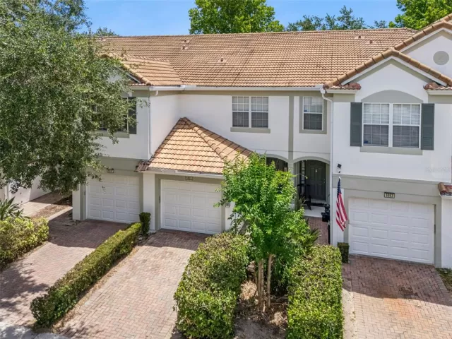MLS: O6414933 Condo For Sale