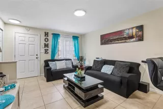 Photo #5: O6415050 Listing