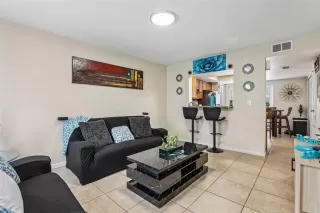 Photo #6: O6415050 Listing