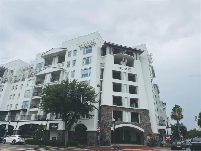 MLS: O6415062 Condo For Sale