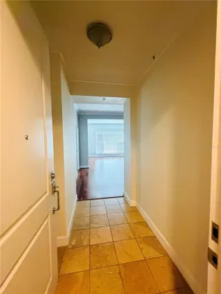 Photo #3: O6415062 Listing