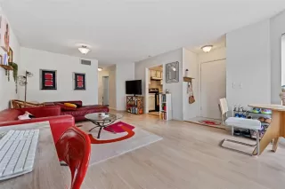 Photo #5: O6415177 Listing