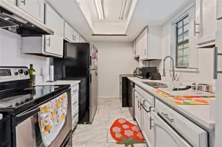 Photo #6: O6415177 Listing