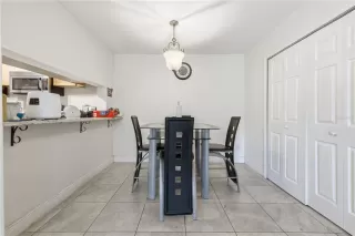 Photo #4: O6415444 Listing