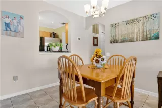 Photo #5: O6415535 Listing