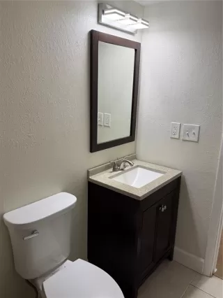 Photo #4: O6416160 Listing