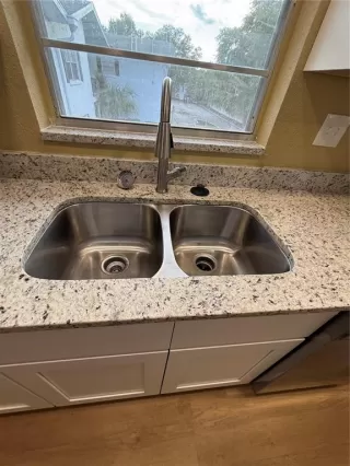 Photo #6: O6416160 Listing