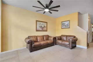 Photo #3: O6416271 Listing
