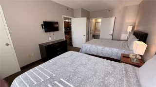 Photo #6: O6416304 Listing