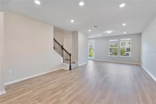 Photo #2: O6416477 Listing