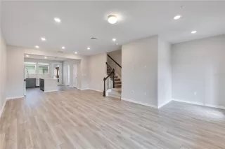 Photo #3: O6416477 Listing